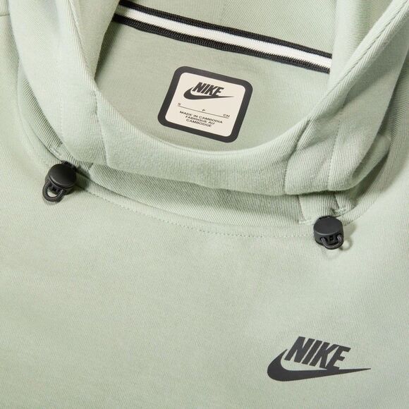 Nike Women's Sportswear Tech Fleece Hoodie - Picture 6 of 14